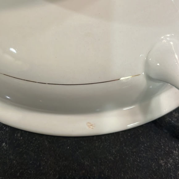 Round Covered Vegetable Netherland by JOHNSON BROTHERS - Picture 7 of 10